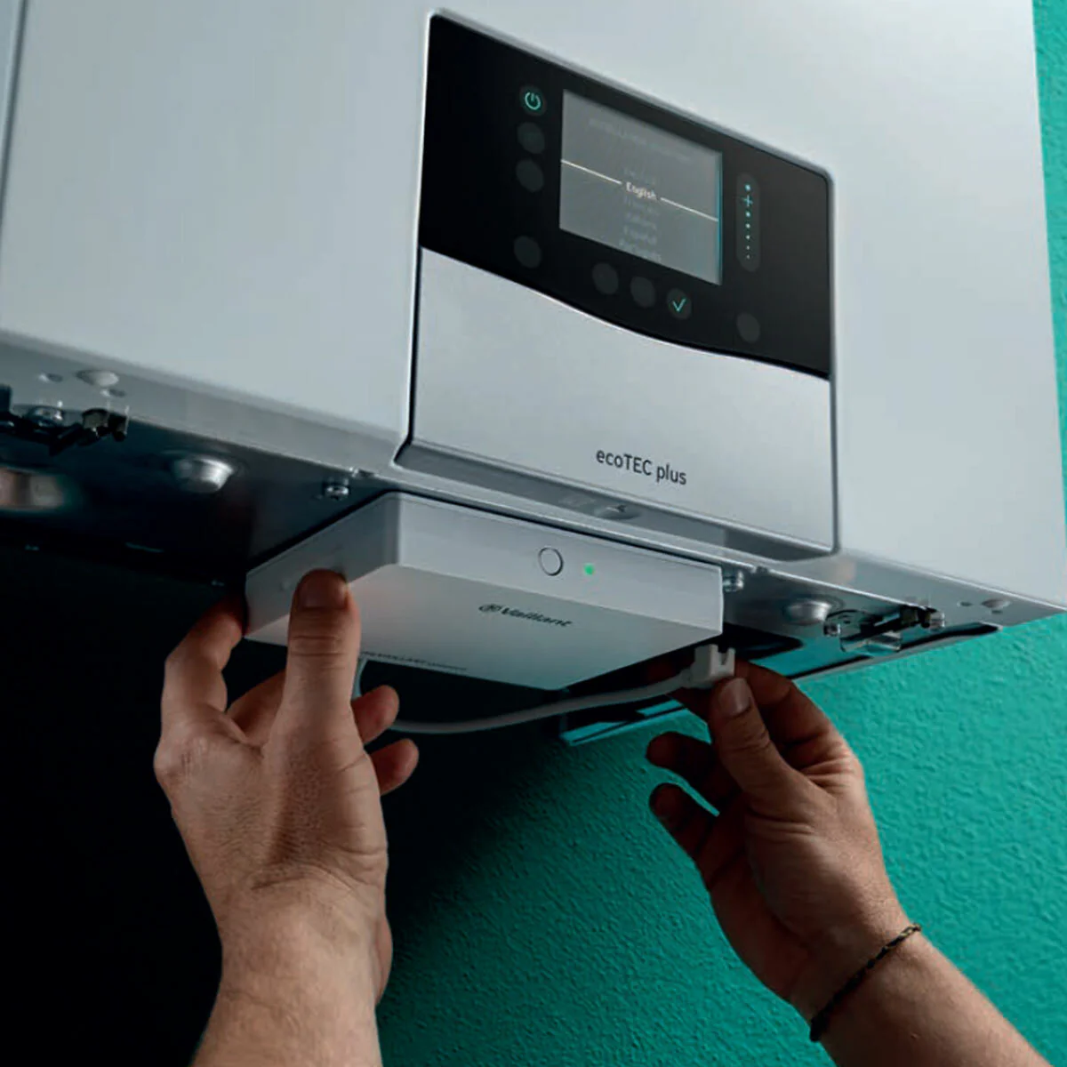 Caldaia Vaillant ecoTEC plus VMW 30 CS/1-5 a condensazione camera stagna 30 kW metano + termostato smart SensoROOM Connect - Image 5