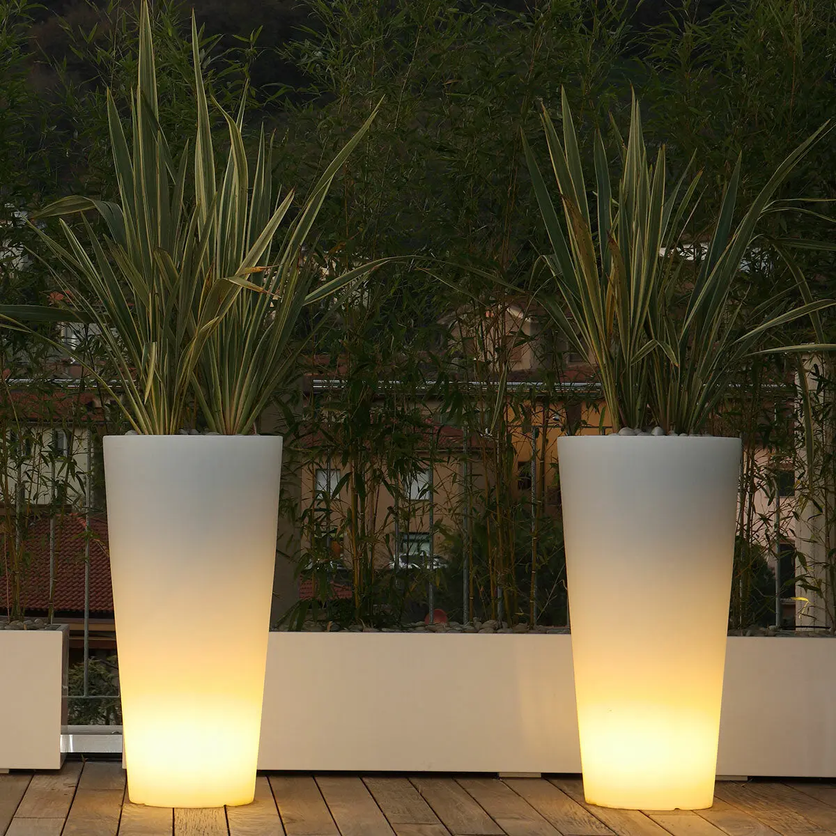 Vaso luminoso Arkema Tondo 86 SL in resina LLDPE rotondo 86 cm - Image 3